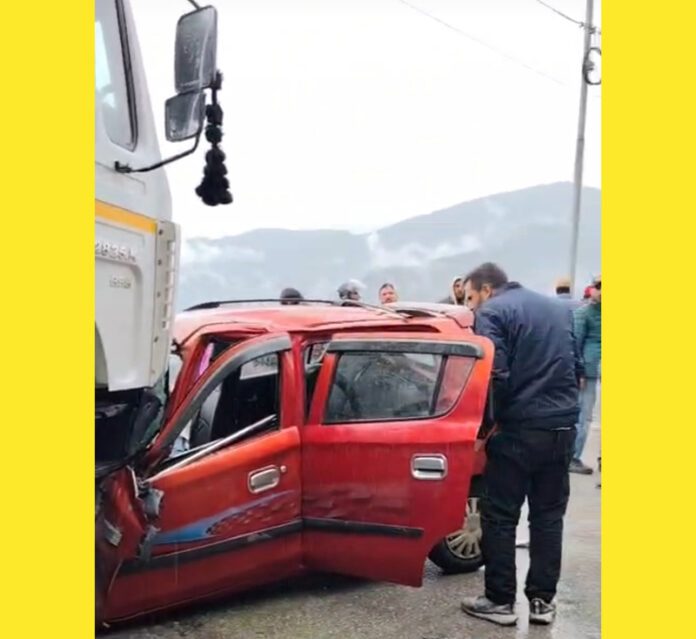 Car damaged after a head-on collision with dumper in Kishtwar on Wednesday. -Excelsior/Tilak Raj