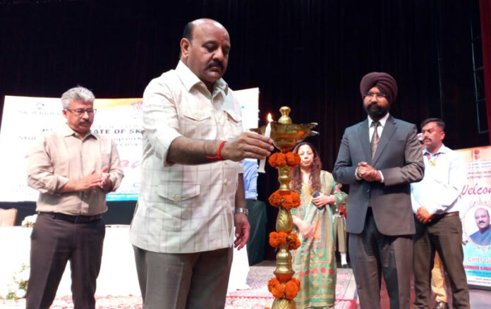 Deputy Chief Minister inaugurating workshop at Jammu on Wednesday. Deputy Chief Minister inaugurating workshop at Jammu on Wednesday.