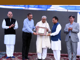 Rupesh Kumar and others on dais during Foundation Day celebration of Narsingh Seva Kendra.