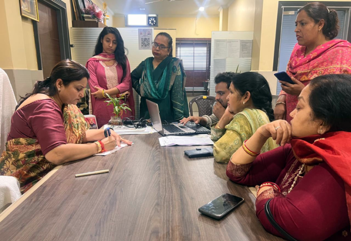 Former Minister and BJP vice president, Priya Sethi listening grievances of women in a Public Darbar at Jammu. Former Minister and BJP vice president, Priya Sethi listening grievances of women in a Public Darbar at Jammu.