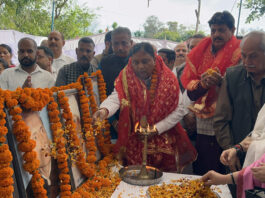BJP president and MP (RS), Sat Sharma inaugurating a Kissan Mela at Thathar Bantalab on Saturday