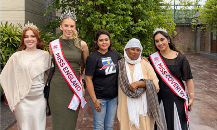 Miss England, Shivani Arora and others during their visit.