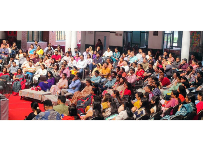 Parents turned out in large numbers in orientation programme. Parents turned out in large numbers in orientation programme.