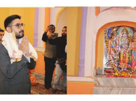 DC Srinagar paying obeisance at Raghunath Mandir Srinagar on Thursday.
