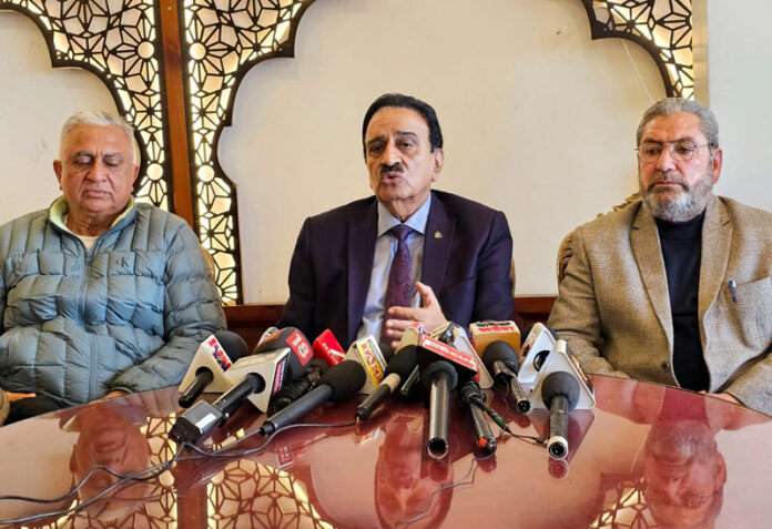 Members of J&K Unaided Private Schools’ Association during a press conference in Srinagar on Tuesday. -Excelsior/Shakeel