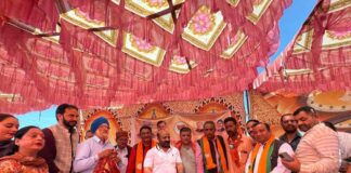 Bali Bhagat posing with other BJP leaders during a party programme in Marh on Sunday.