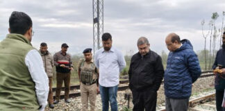 GM Northern Railway Inspects Katra-Baramulla Line; Flags Deadlines, Safety Compliance
