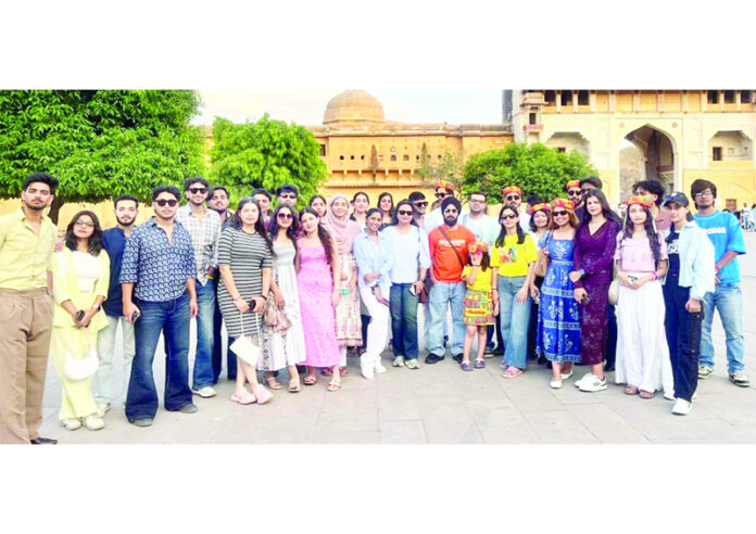 Students of Trikuta Degree College posing for a group photograph. Students of Trikuta Degree College posing for a group photograph.