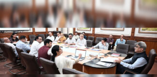 CS Assesses Flagship Urban Schemes For Sanitation, Housing & Livelihood Generation Across J&K