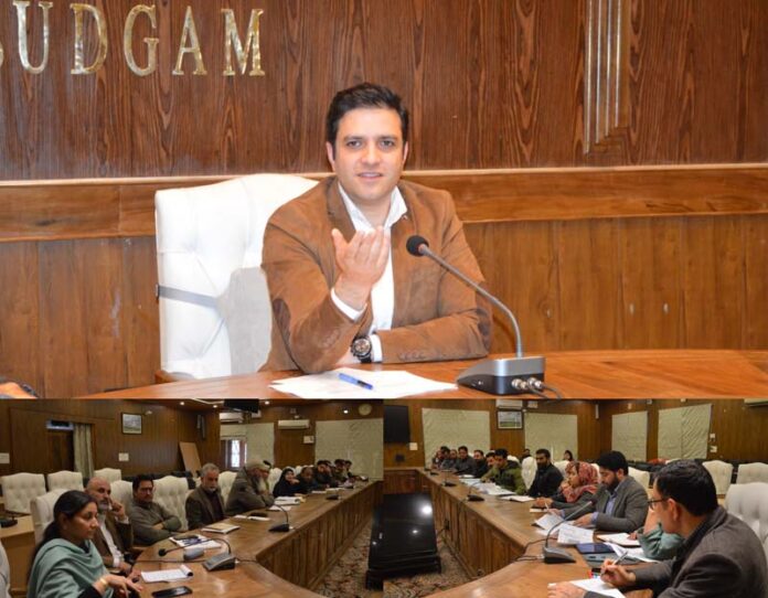 DC Budgam Reviews Progress of 125-Bedded State of Art District Hospital & 100-Bedded Critical Care Unit;