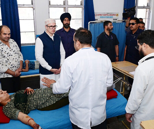 CM Omar Abdullah inquiring condition of an injured in GMC Udhampur on Wednesday.