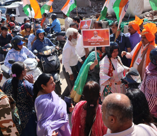 BJP Mahila Morcha activists during a rally in Jammu on Sunday. -Excelsior/Rakesh