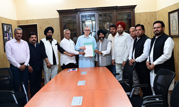 Delegation of All J&K Jatt Sabha during their meeting with CM Omar Abdullah in Jammu on Monday.