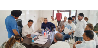 SEC, Shantmanu reviewing revision of Panchayat Electoral Rolls in R S Pura.