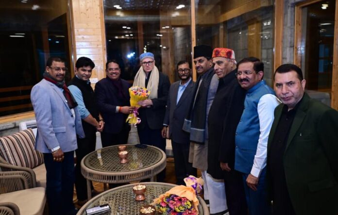 Parliamentary Standing Committee on Energy meets CM Omar Abdullah in Gulmarg-13