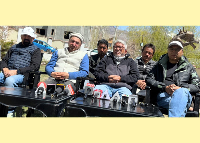 KDA leaders addressing a press conference in Kargil on Wednesday. -Excelsior/Basharat Ladakhi
