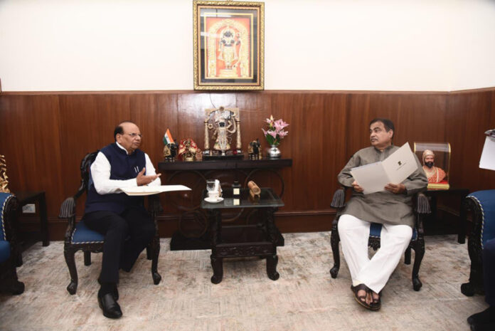 LG Ladakh Vinai Kumar Saxena in a meeting with Union Minister Nitin Gadkari in New Delhi on Tuesday.
