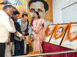 Union Minister Dr Jitendra Singh, Tarun Chugh and others lighting the lamp at party meeting in Jammu on Sunday.