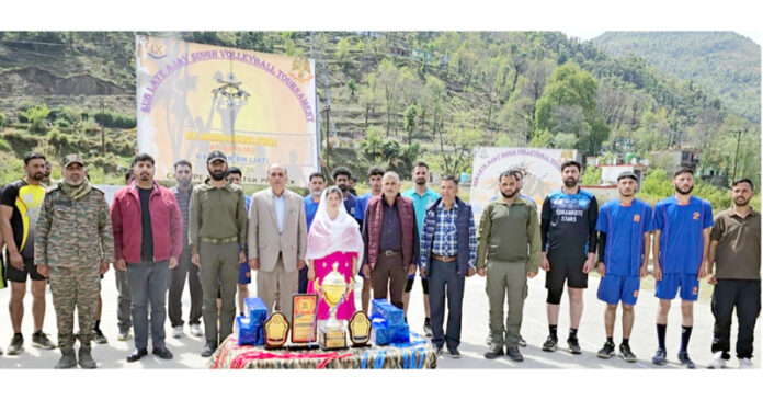 Dignitaries posing along with Volleyball teams during closing ceremony. Dignitaries posing along with Volleyball teams during closing ceremony.