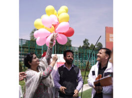 DG YSS Anuradha Gupta releasing balloons during an inaugural event.