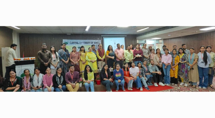 Participants of Thursday Mind Meet at CUJ.