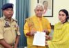 LG Manoj Sinha handing over appointment letter to the wife of martyr Sub-Inspector Deepak Sharma on Thursday.