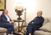 Australian High Commissioner & CM Omar Abdullah during a meeting on Friday.