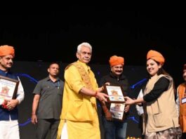 LG and other dignitaries during a musical opera on Thursday.