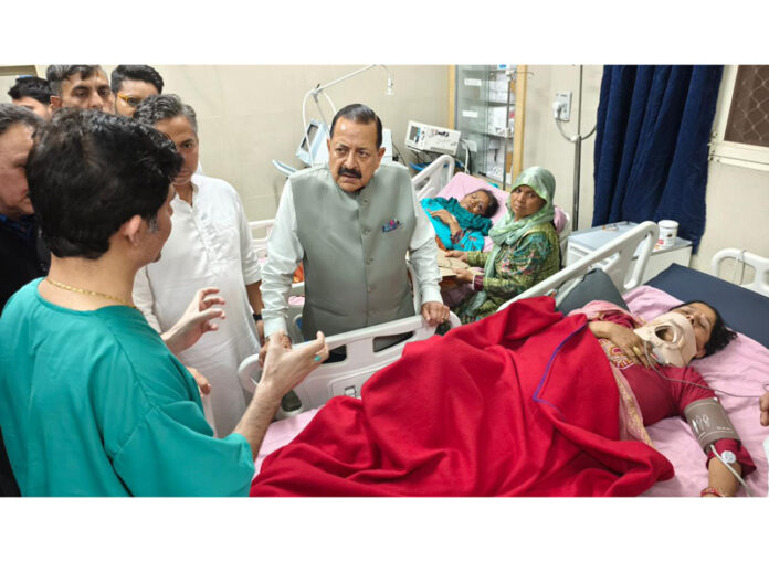 Dr Jitendra Singh visits injured victims of Ramnagar bus accident at GMC Udhampur.