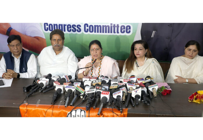 AICC leader and Haryana MLA, Geeta Bukkal flanked by others, addressing a press conference in Jammu on Tuesday. —Excelsior/Rakesh