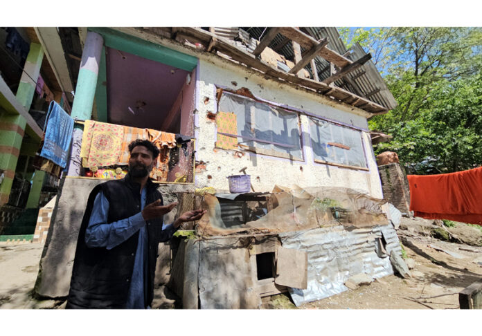 A view of damaged house in Uri of North Kashmir’s Baramulla district. —Excelsior/Aabid Nabi