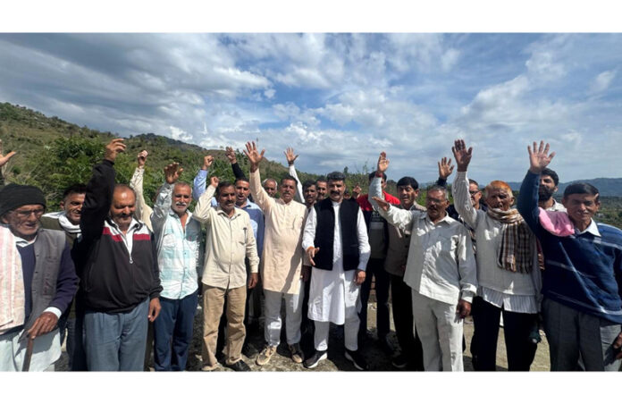 Pawan Khajuria with locals of Panchayat Babey in Udhampur East Assembly Constituency.