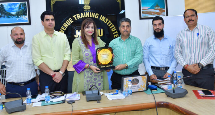 Sunaina Sharma Mehta, Principal RTI, felicitating the guests during a function in Jammu.