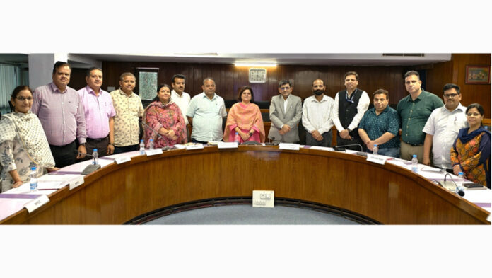 Director CSIR–IIIM Jammu Dr Zabeer Ahmed and Commissioner/Secretary, Science & Technology Department Babila Rakwal with officials during a review meeting.