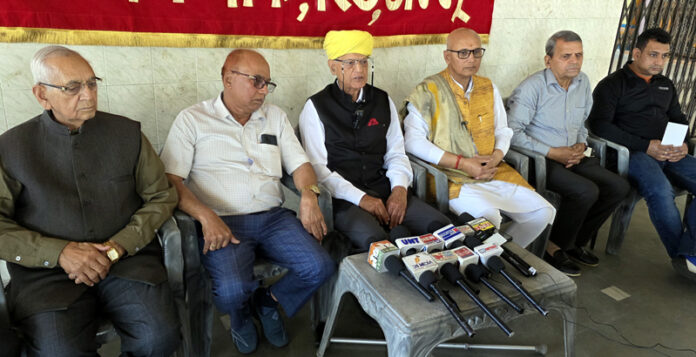 DBPS president addressing press conference on Thursday. -Excelsior/Rakesh