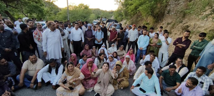 MLA Devyani Rana staging protest along with people on Wednesday.