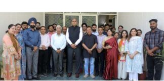 Vice-Chairman Higher Education Council alongwith JU VC and others during his visit to CITES&ET on Friday.