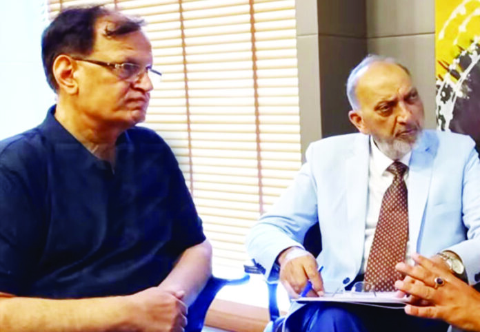 Dr Mohd Sultan Khuroo and Dr Bharat Bhushan Gupta during CME conducted on Saturday.