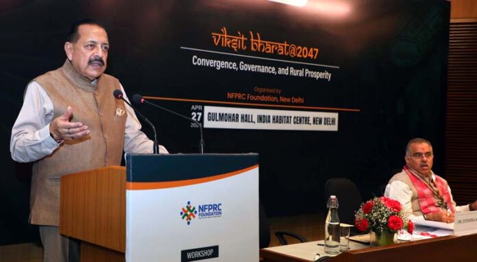 Union Minister Dr Jitendra Singh  delivering keynote address at a workshop of MPs, MLAs on “Small Modular Reactors” at India Habitat Centre, New Delhi, on Monday. Also seen is National General Secretary BJP, Tarun Chugh.