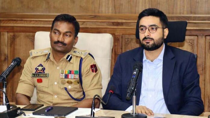DC Srinagar and SSP chairing a meeting at Srinagar on Monday.