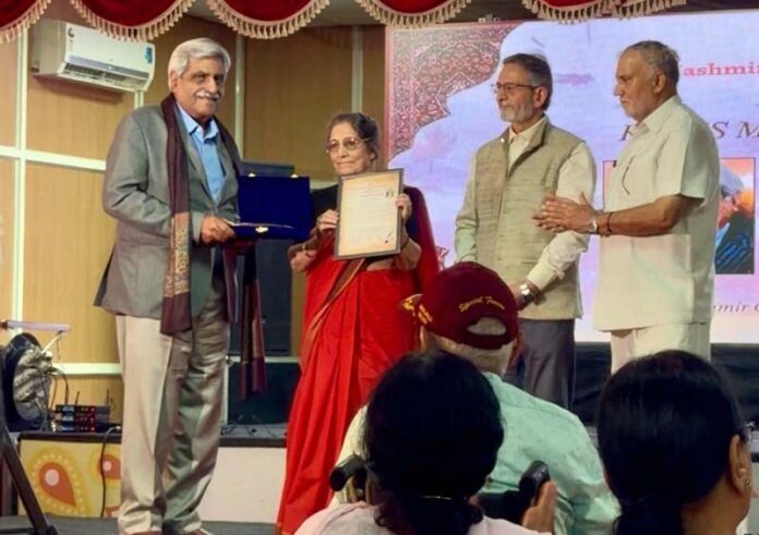 Prof B L Zutshi, president HESK being presented KECSS M K Kaw Memorial Award at New Delhi on Sunday. Prof B L Zutshi, president HESK being presented KECSS M K Kaw Memorial Award at New Delhi on Sunday.