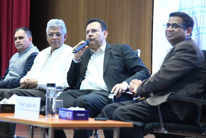 IRCTC Chairman Sanjay Jain delivering leadership talk at IIM Jammu.
