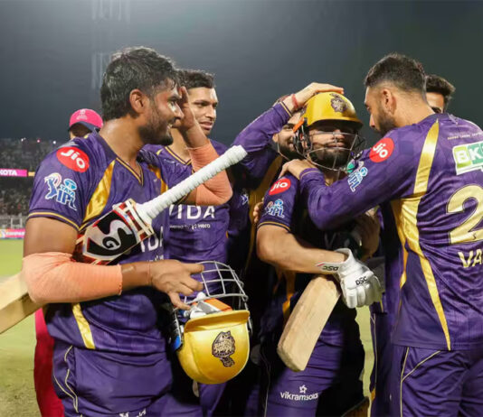 KKR players celebrating after defeating RR by 4 wickets in Kolkata .