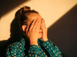 Difficulty In Processing Emotions Related With Disruption To Daily Activities Due To Pain: Study