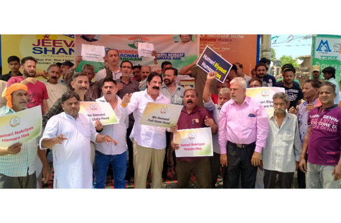 Cong activists staging protest in Jammu. -Excelsior/Rakesh