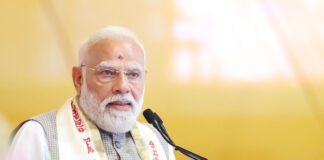 PM Hails Art Of Living’s Service Ethos, Calls For Collective Action For Developed India