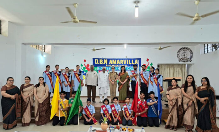 Student leaders of DBN Amarvilla posing with dignitaries. Student leaders of DBN Amarvilla posing with dignitaries.