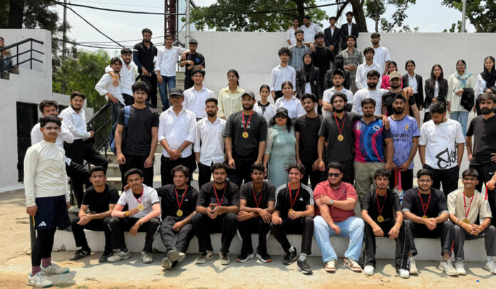 Players posing for group photograph during post match presentation. Players posing for group photograph during post match presentation.