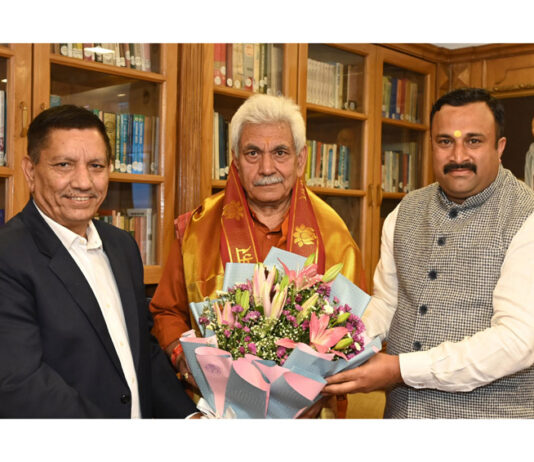 Mahant Rohit Shastri meeting LG on Sunday.