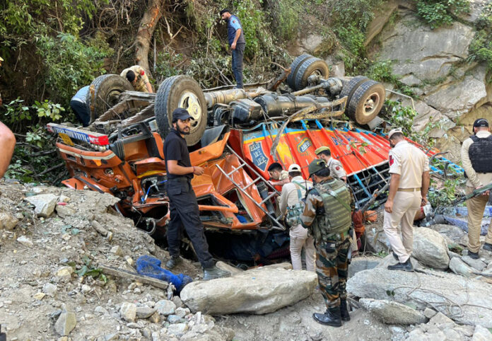 Mingled remains of a truck which fell into a Nallah in Banihal on Sunday. -Excelsior/Parvez Mir